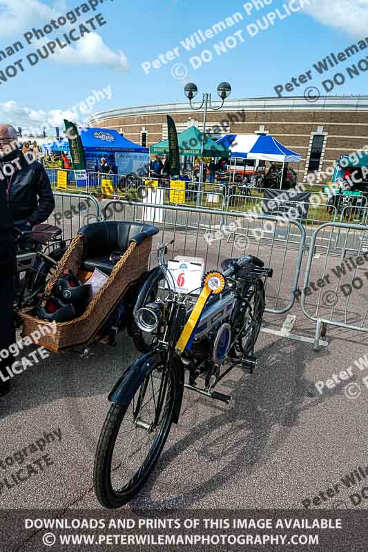 Vintage motorcycle club;eventdigitalimages;no limits trackdays;peter wileman photography;vintage motocycles;vmcc banbury run photographs